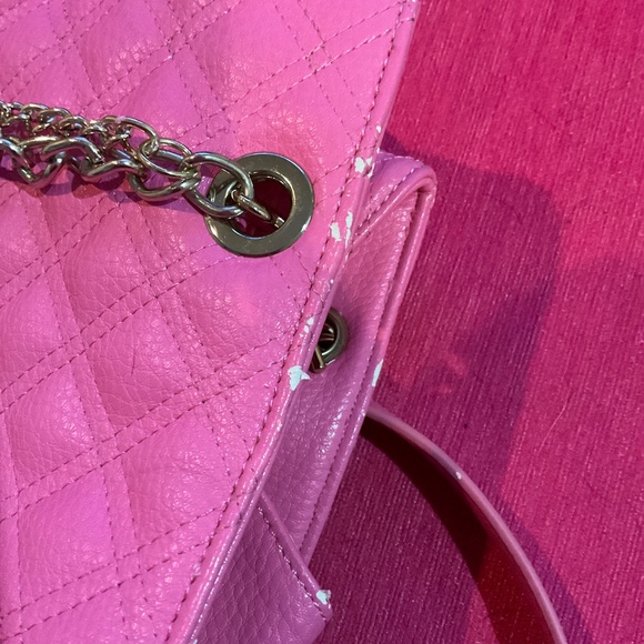 New York and Company Pink shoulder bag with chain - Picture 9 of 9